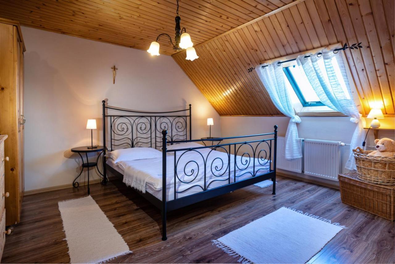 Penzion Enrico Ždiar Buitenkant foto