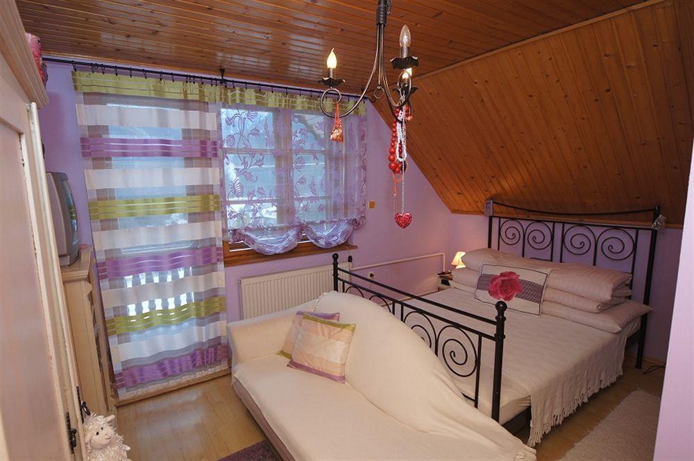 Penzion Enrico Ždiar Buitenkant foto